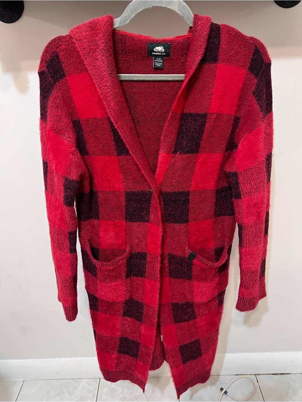Roots Kids Red & Black Buffalo Plaid Hooded Cardigan – Size 9–10